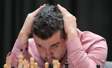 WC: Unhappy GM Nepomniachtchi checks out after shock loss