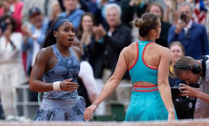 Gauff stuns No1 for French Open win-then drops trophy lid