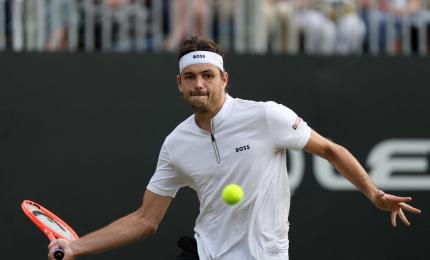 Fritz defends Eastbourne title