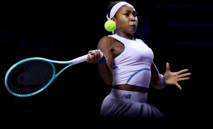 Gauff crushes Paolini to stay alive at WTA Finals