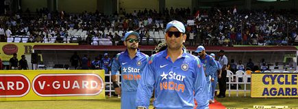 Which Indian bowler has ODI figures of 6/4?
