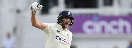 PIX: England vs India, 1st Test, Day 4