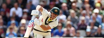 Warner silences critics with breezy ton