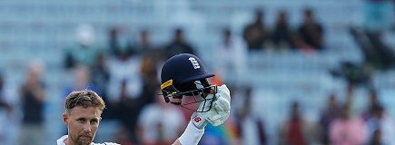 PHOTOS: Root ton brings Eng back from brink on Day 1
