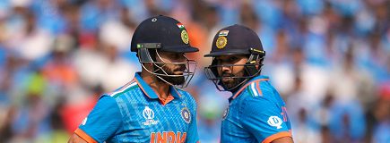 Manjrekar expects Kohli-Rohit to fire in knockouts