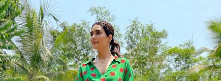 Karishma rocks sexy summer style