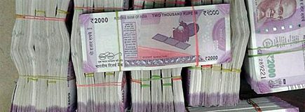 I-T recovers Rs 1.64 cr, pens worth Rs 50 lakh from UP IAS officer