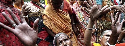 Corruption: 'Middle-class Indians find it easier to BRIBE'
