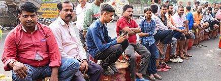 Govt assures steady LPG, fuel supply; urges calm