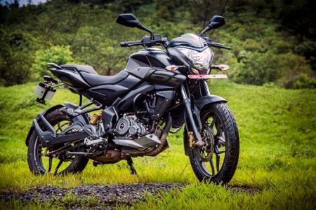 What's so unique about the Suzuki Intruder 150! - Rediff.com