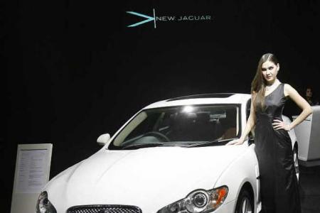 JLR launches new variant of Jaguar XF at Rs 45.12 lakh - Rediff.com