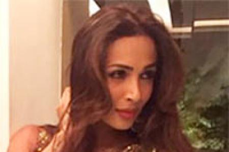 Dress like Malaika, Deepika, Sonam this Diwali! movies Dress like Malaika, Deepika, Sonam this Diwali! movies