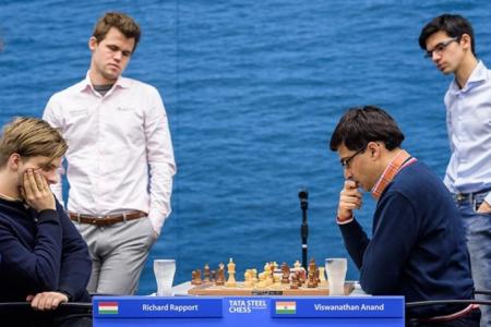 Anand seems past his prime but should continue' - Rediff.com