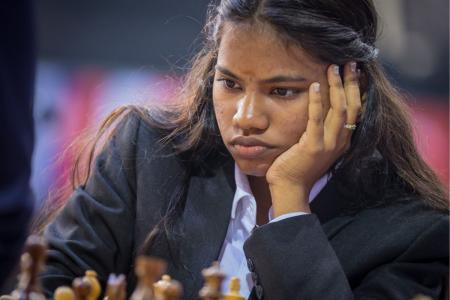 Indian GM Vidit Gujrathi scores 2 wins, women players stutter in