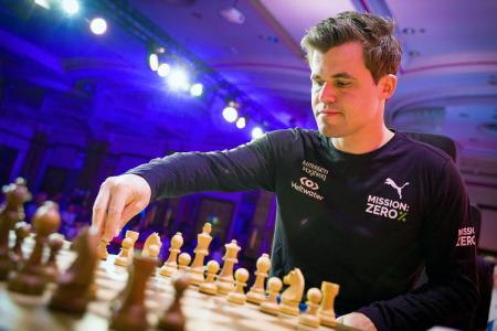 Vidit holds red-hot Carlsen  Chess News - Times of India