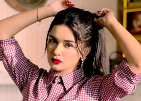 Avneet, Jiya, Rashmika Love Being Nerdy