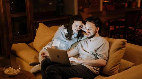 'In Love With Manager. Should I Quit For Love?'