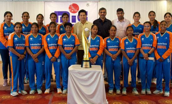 PIX: Sachin salutes India's blind women's World Cup heroes
