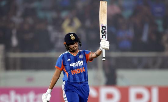 Shafali blasts 34-ball 69 as India rout SL in 2nd T20I