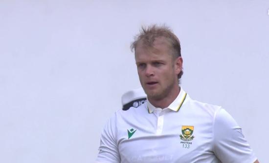 Bosch rewrites history as Proteas trounce Zimbabwe
