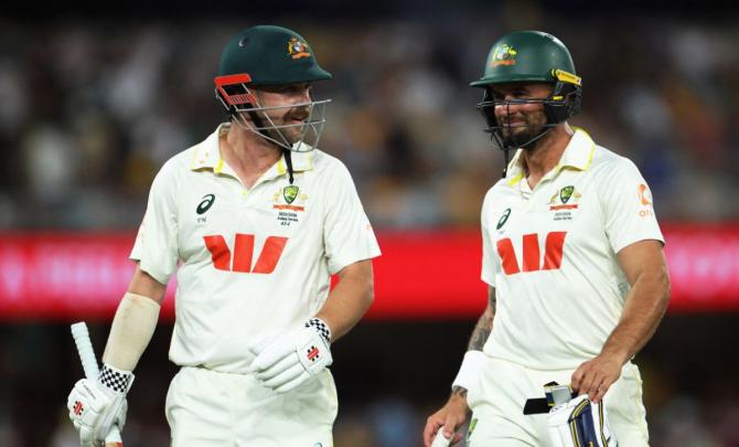 In-Form Australia Head to Adelaide With Selection Dilemma