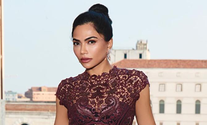 Lace & Luxury: Mona Patel At The Bezos Wedding