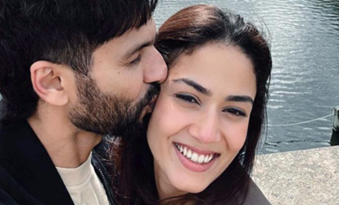 Shahid-Mira Celebrate 10 Years Together!