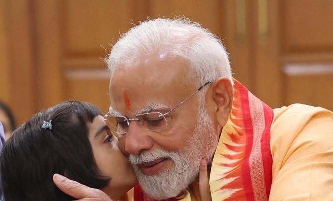 PIX: Modi celebrates Raksha Bandhan with children