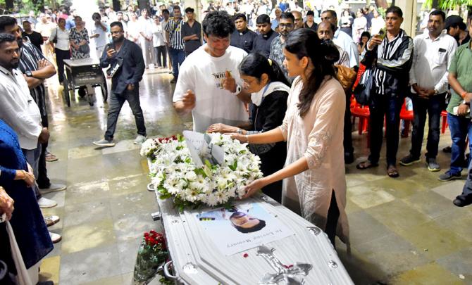 A Tearful Farewell To Air India Pilot
