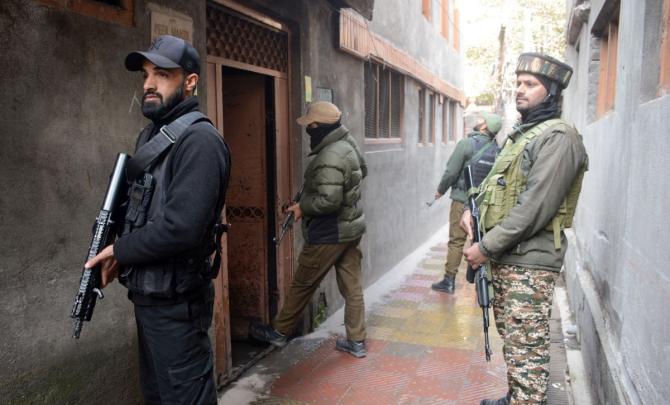 Massive Search Operations In Srinagar