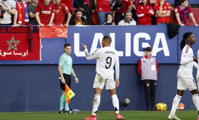 PIX: Real Madrid held by Osasuna; Bellingham sees red