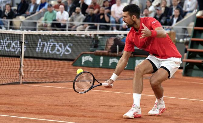 PIX: Djokovic's drop shot magic vows Paris!