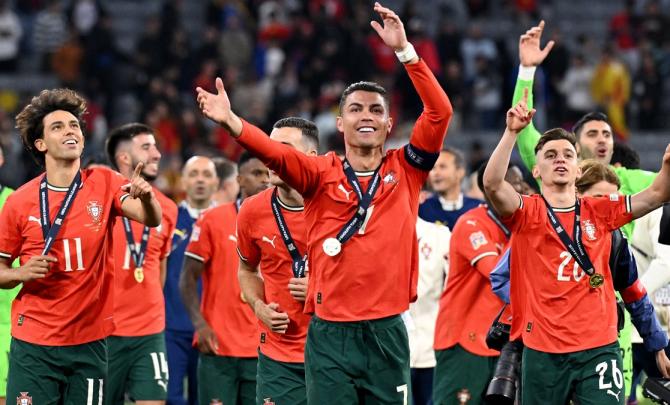 PIX: Nations League triumph 'what a joy' for Ronaldo!