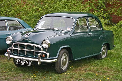 1955 Morris Oxford Series III was launched in India in 1957 as Ambassador Mark I.