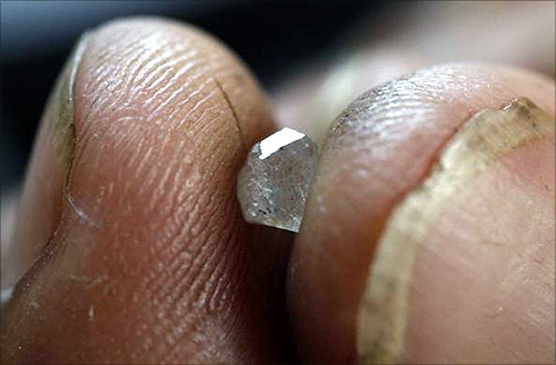 How diamonds are illegally mined