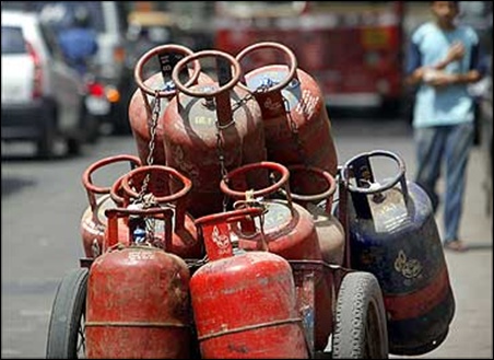 An LPG cylinder now costs Rs 883