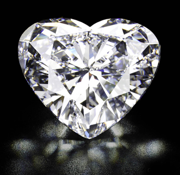Unmounted heart-shaped diamond.