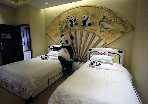 World's first panda themed hotel in China!