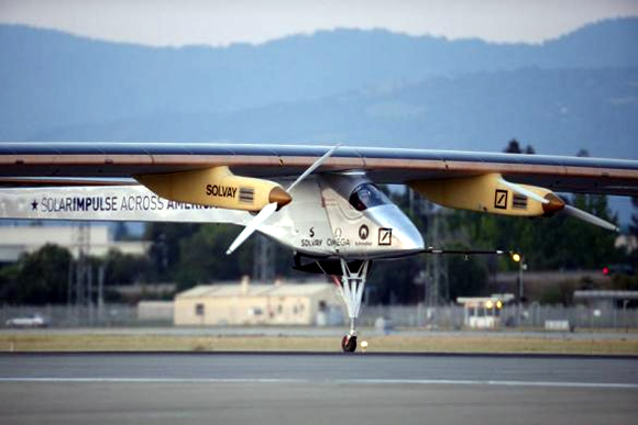 Solar plane: From San Francisco to Phoenix in 18 hours!