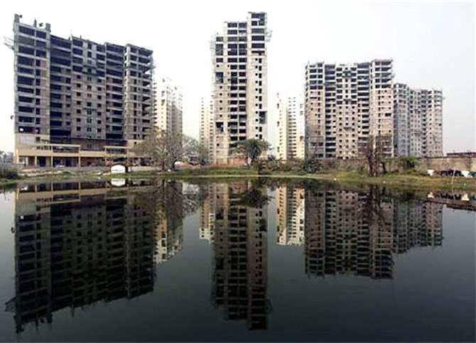 Property prices rise in Mumbai, Delhi