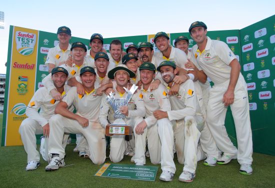 Australia celebrates during day 5 of the 3rd Test match between South Africa and Australia at Sahara Park Newlands 