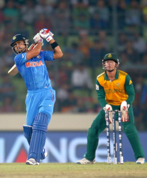 'Dhoni and his team know how to chase' - Rediff Cricket