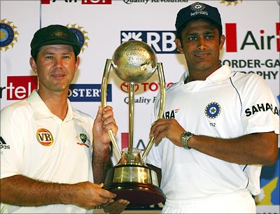 Pontin and Kumble with the trophy