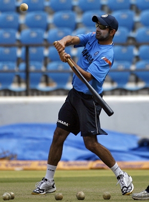 Gautam Gambhir fine-tunes his skills with a baseball club