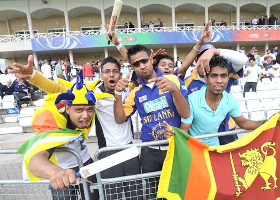 Sri Lankan fans enjoy