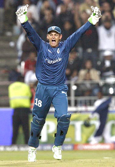 Gilchrist celebrates his team's victory