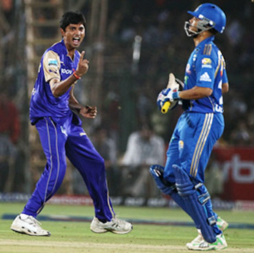 Siddharth Trivedi celebrates Duminy's wicket