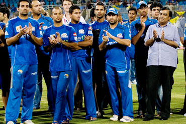 Sachin Tendulkar and Mukesh Ambani dejected after the match