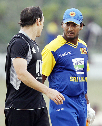 kumar sangakkara argues with nathan mcculum after the duo collided during the fourth one-dayer on friday