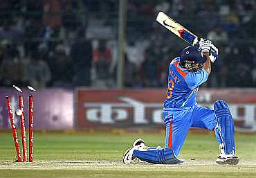 Murali Vijay is clean bowled by Daniel Vettori during the second ODI against New Zealand